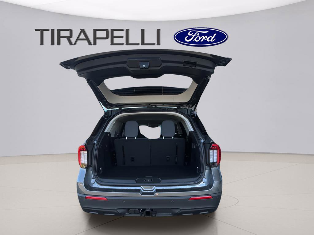 New 2026 Ford Explorer Active image 2