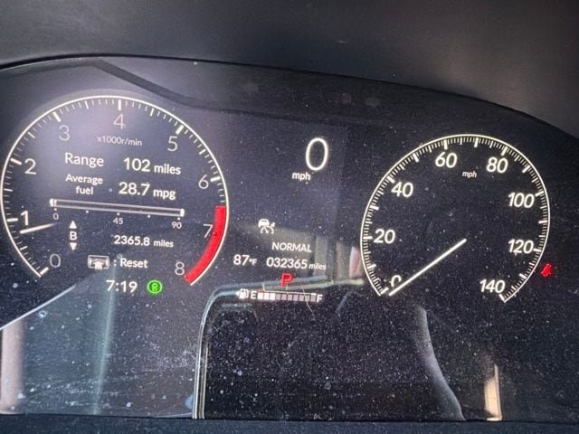 Used 2024 Honda CR-V EX-L image 13