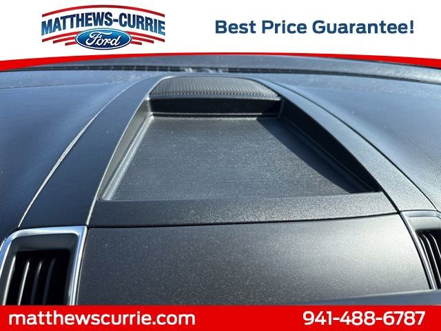Certified 2024 Ford Edge Titanium AWD/4WD image 18