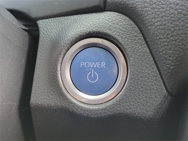 Used 2022 Toyota RAV4 SE image 27