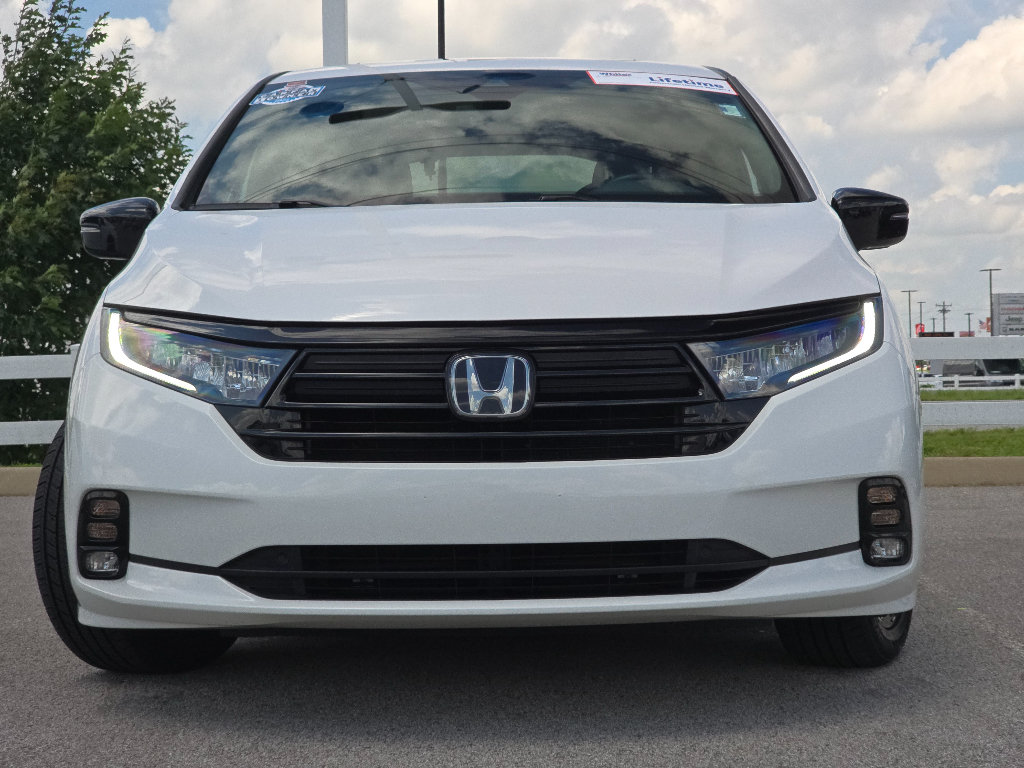 Used 2023 Honda Odyssey Sport image 5