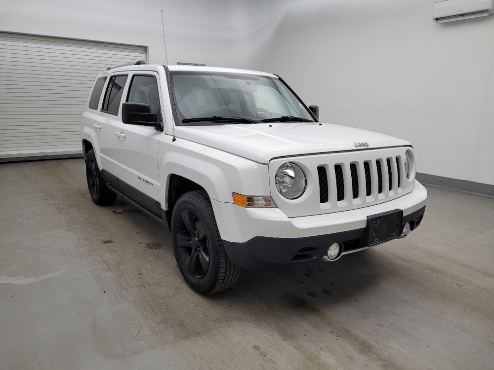 Used 2016 Jeep Patriot High Altitude image 13