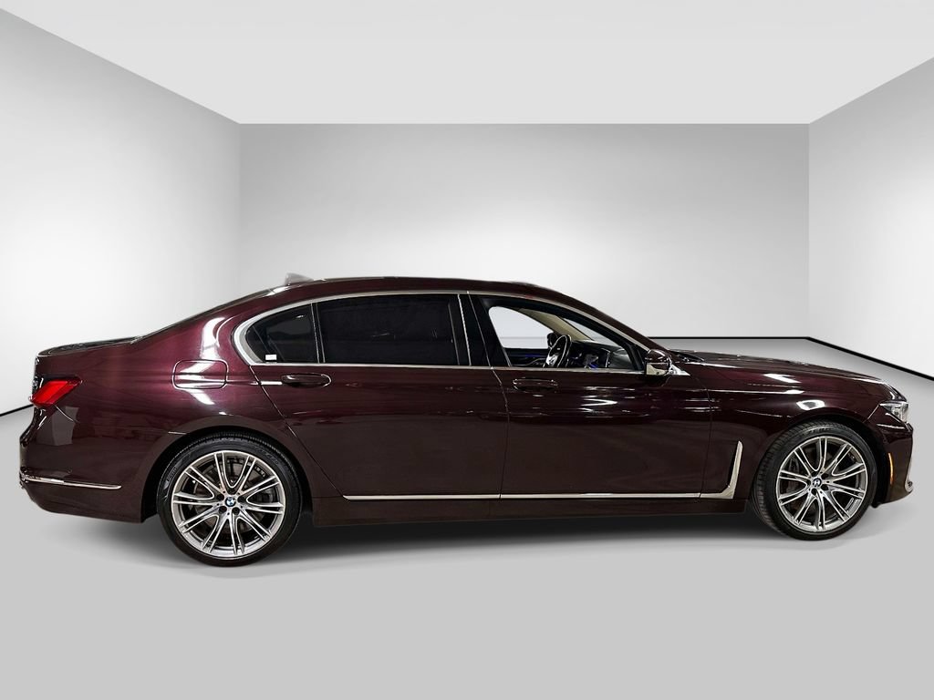 Used 2020 BMW 750i xDrive w/ Executive Package AWD/4WD image 3