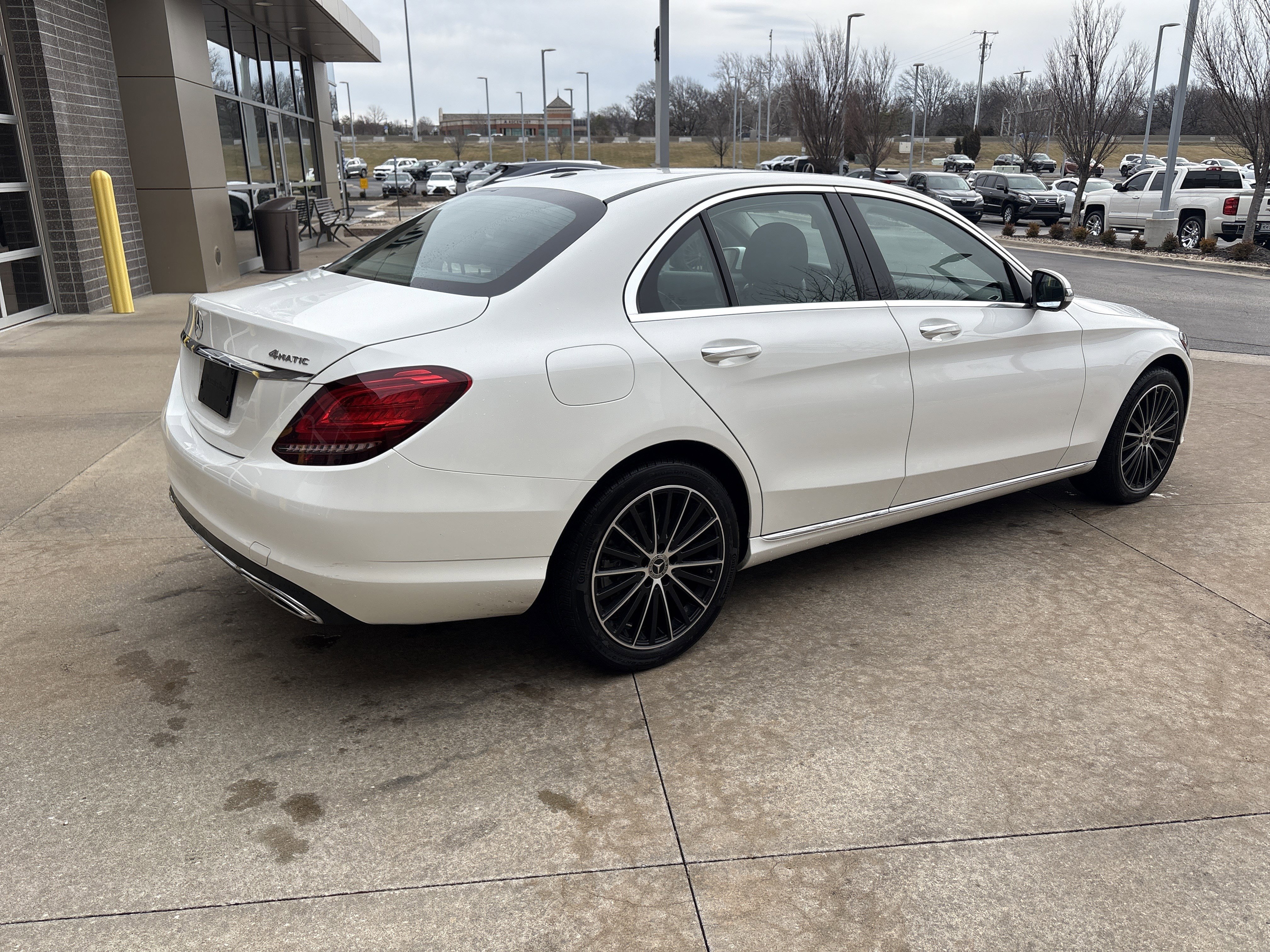 Used 2020 Mercedes-Benz C 300 4MATIC Sedan image 10