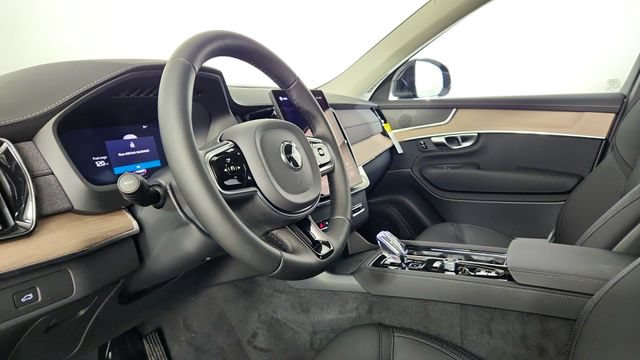 New 2026 Volvo XC90 B6 Plus w/ Protection Package AWD/4WD image 12