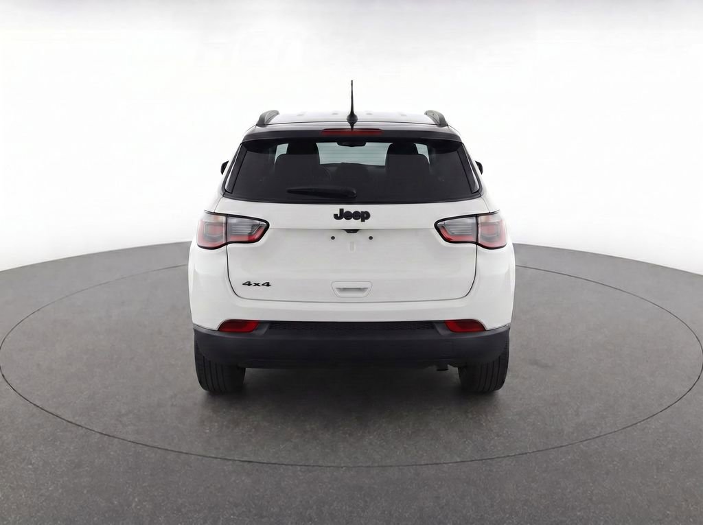 Used 2021 Jeep Compass Latitude AWD/4WD image 5