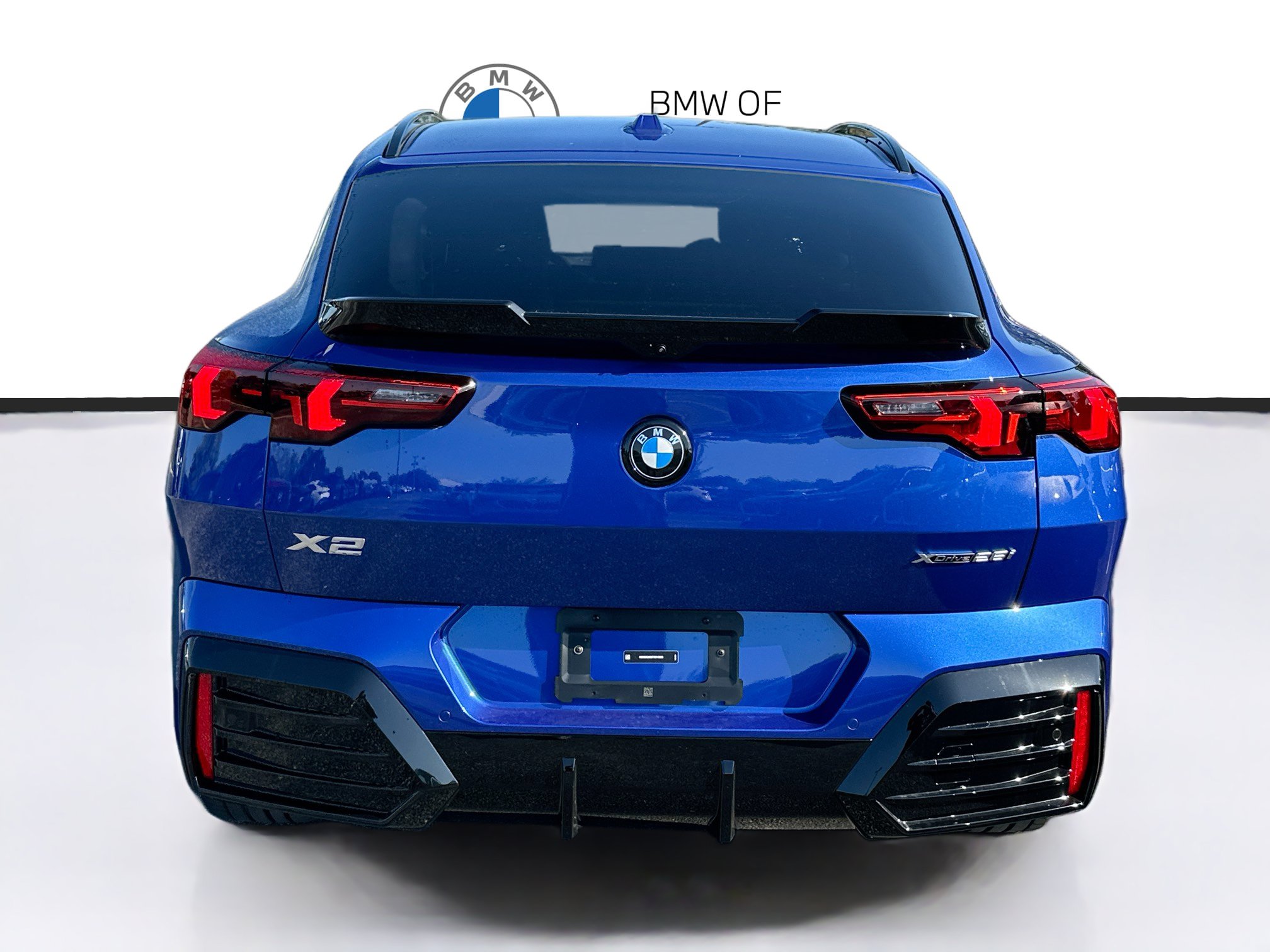 New 2026 BMW X2 xDrive28i w/ Technology Package AWD/4WD image 5