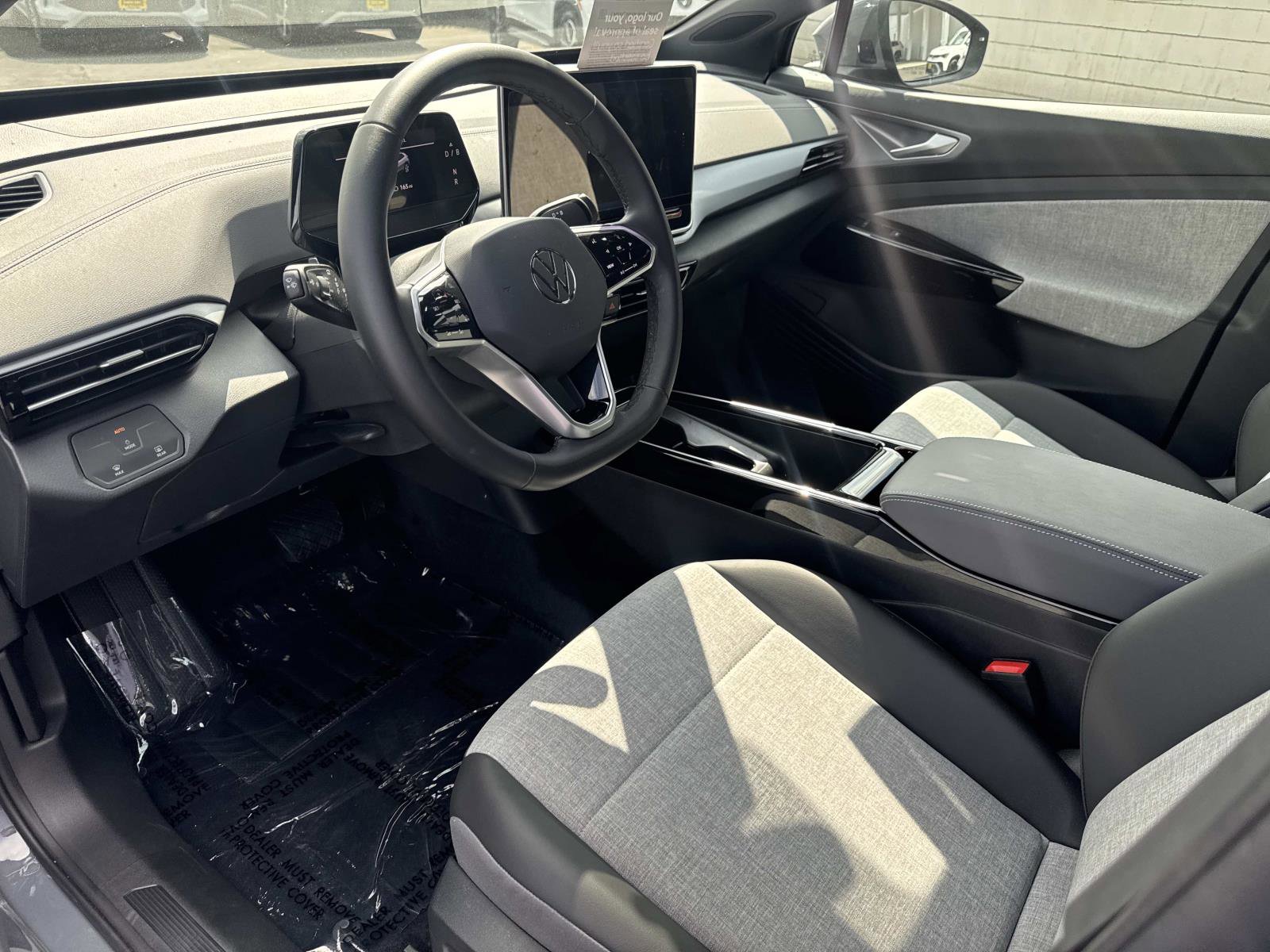 Certified 2025 Volkswagen ID.4 Pro image 13