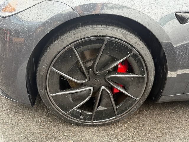 Used 2025 Tesla Model 3 Performance AWD/4WD image 9