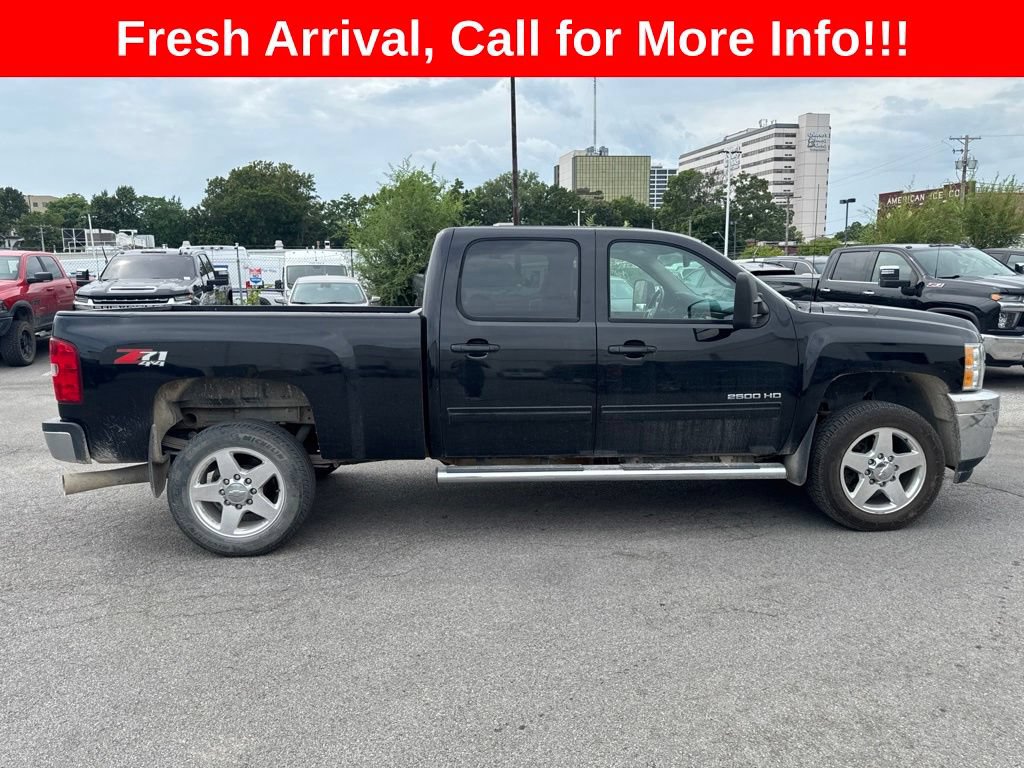Used 2011 Chevrolet Silverado 2500 LTZ w/ LTZ Plus Package AWD/4WD image 26