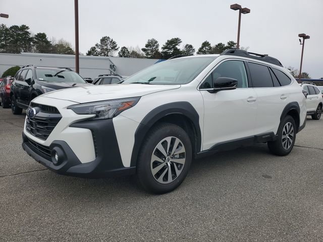 Used 2025 Subaru Outback Premium w/ Popular Package #1 image 3