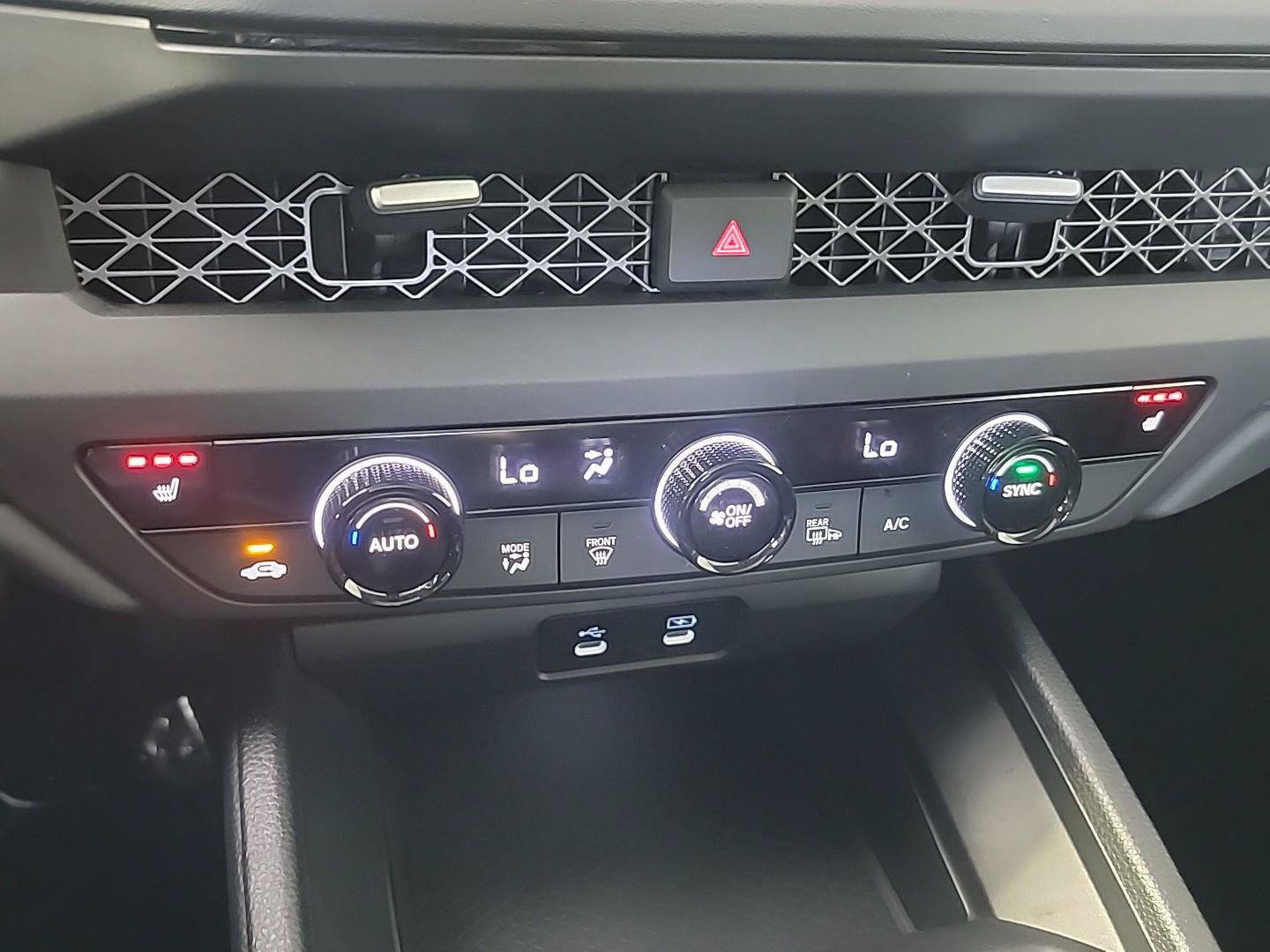 Certified 2024 Honda Accord EX image 29