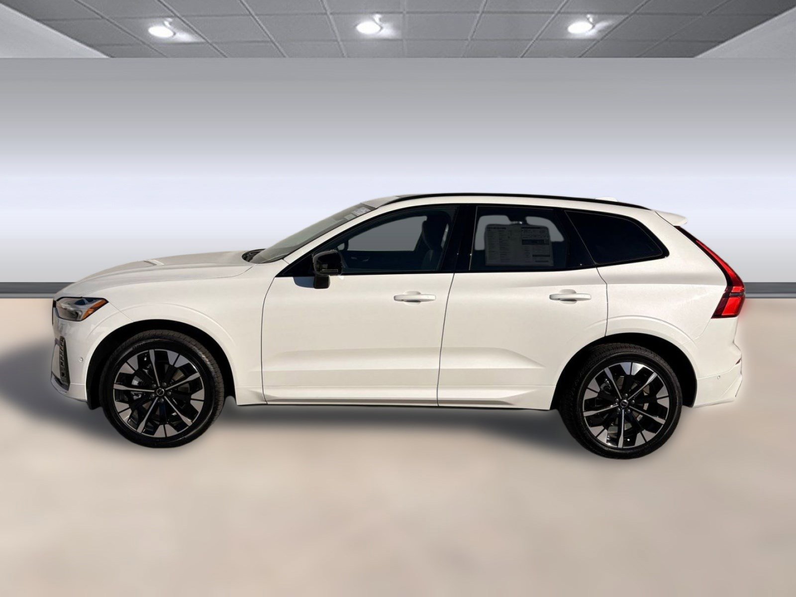 Certified 2026 Volvo XC60 B5 Plus w/ Protection Package Premier image 2