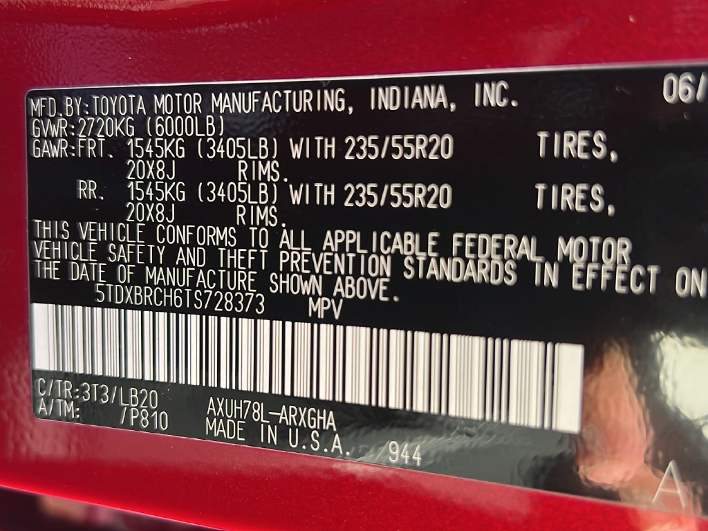 Certified 2026 Toyota Highlander Limited AWD/4WD image 27