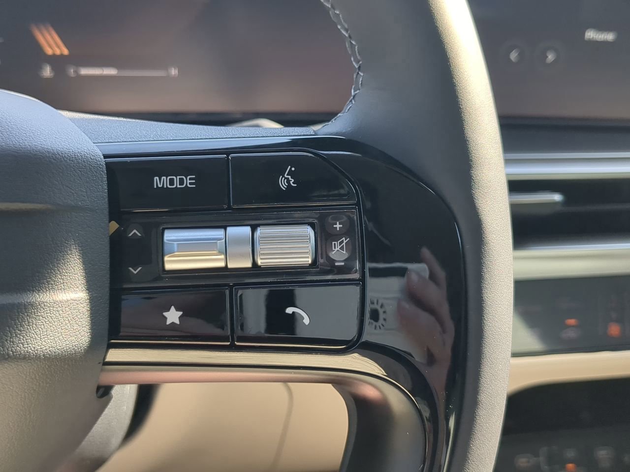 New 2026 Kia Sorento S w/ S Panoramic Sunroof Package image 22