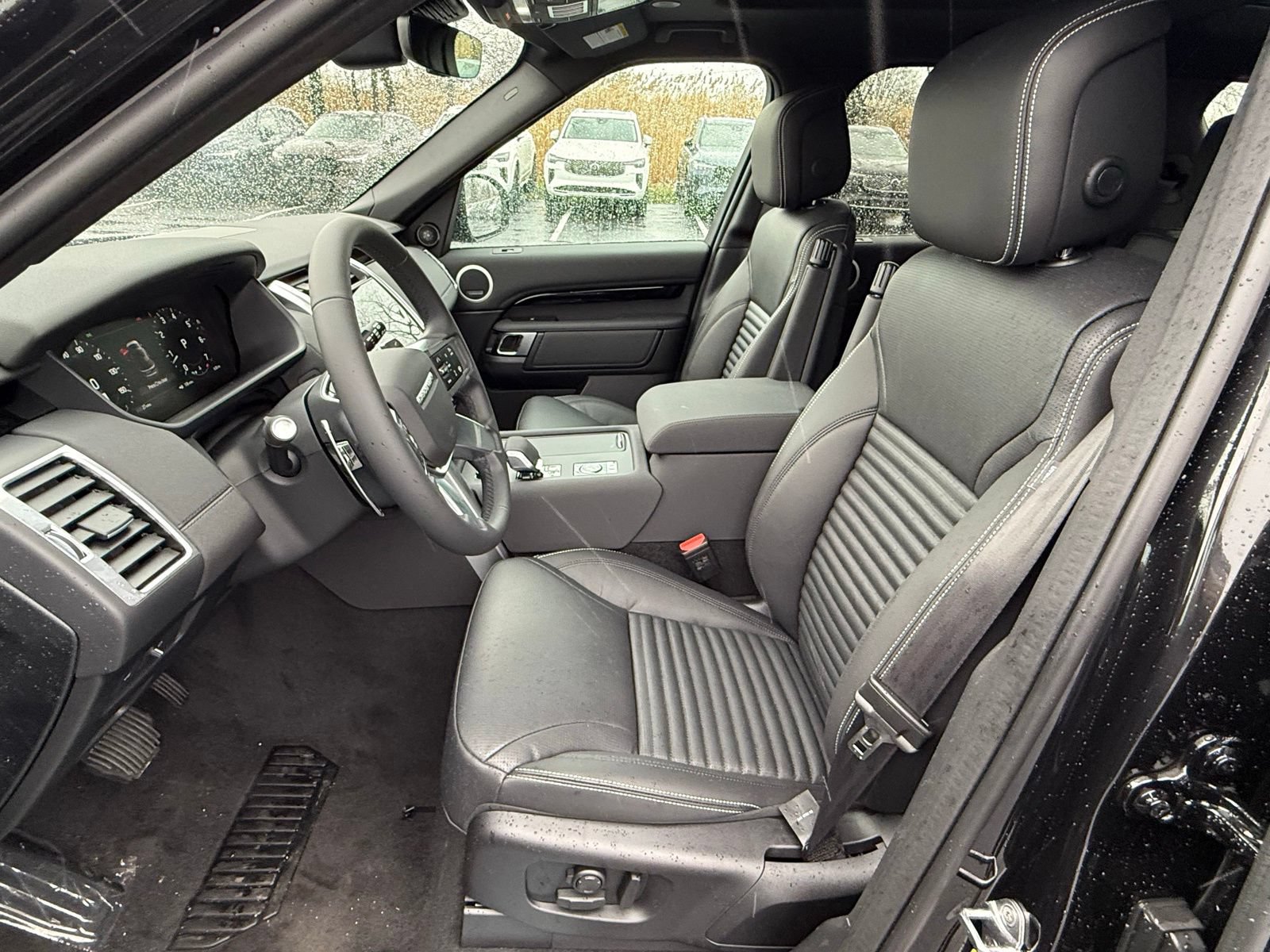 New 2026 Land Rover Discovery S AWD/4WD image 14