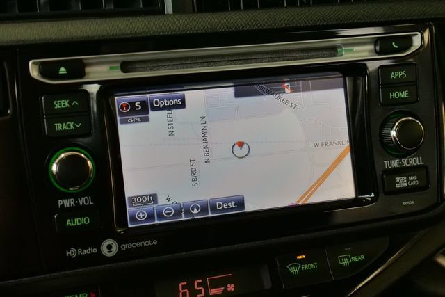 Used 2015 Toyota Prius C Four image 21