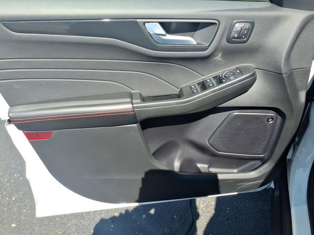 Certified 2024 Ford Escape ST-Line Select w/ Tech Pack #2 AWD/4WD image 11