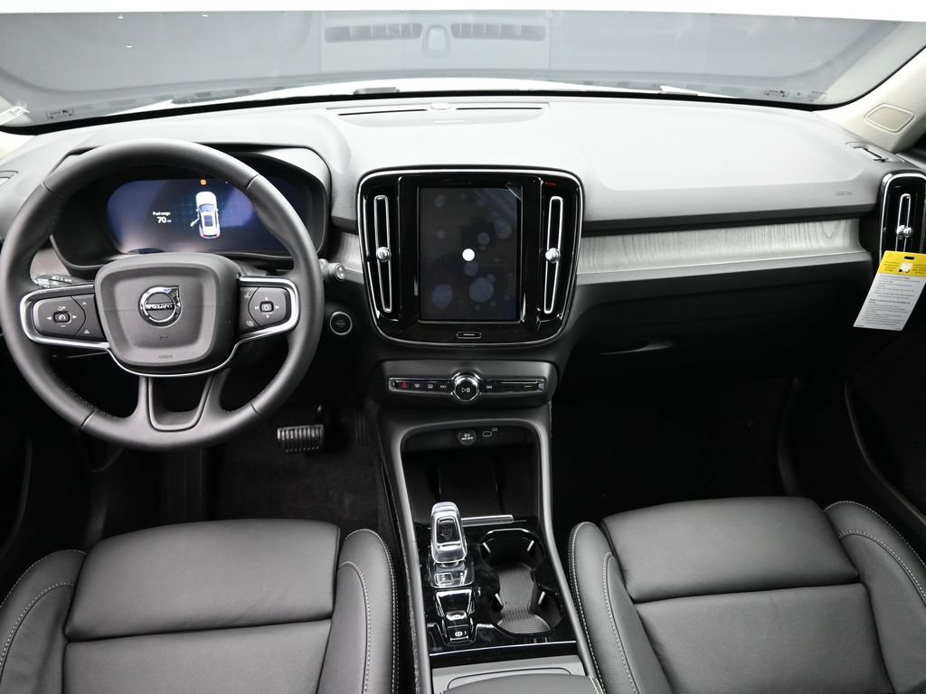 Used 2025 Volvo XC40 B5 Ultra w/ Climate Package AWD/4WD image 23