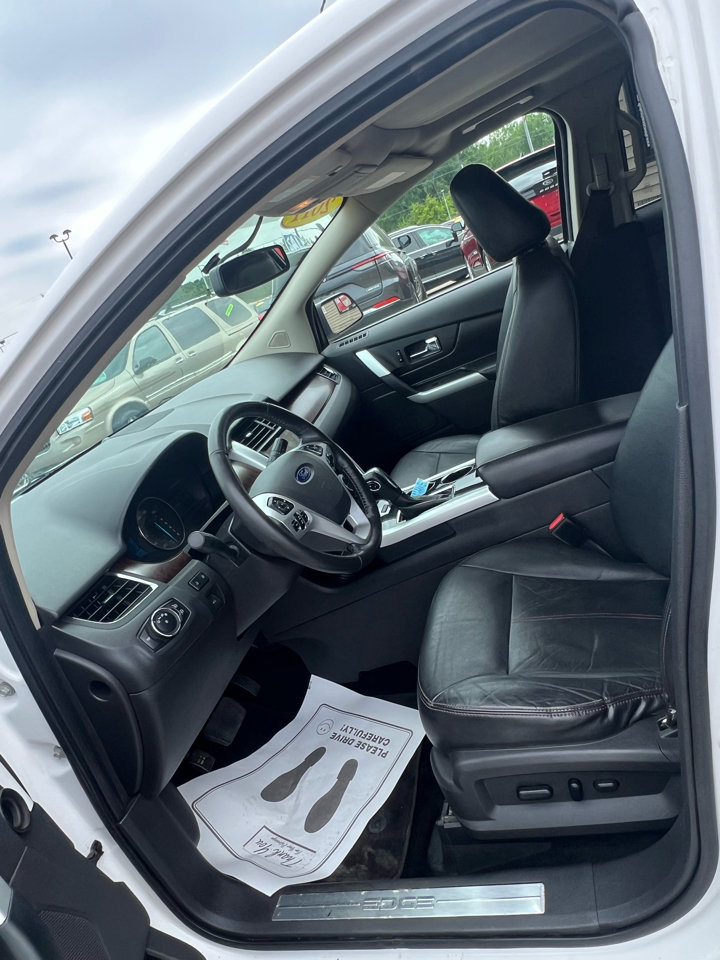 Used 2011 Ford Edge Limited w/ Canadian Touring Pkg image 9