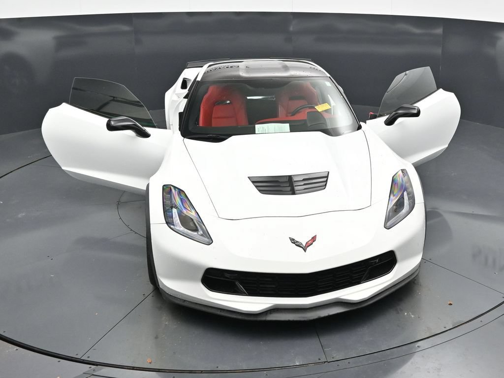 Used 2018 Chevrolet Corvette Z06 RWD image 34