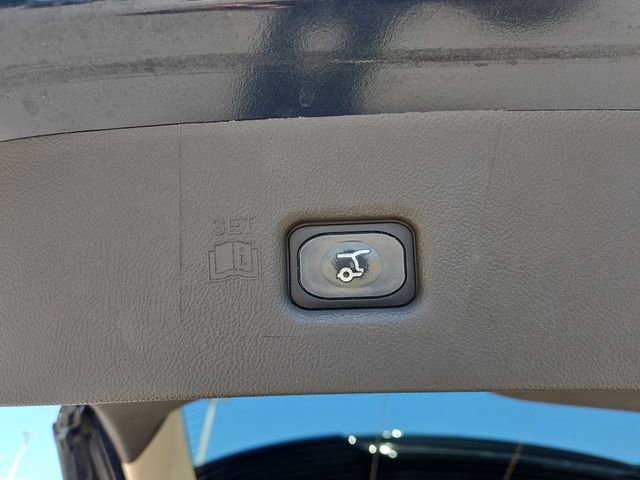 Used 2023 Lincoln Nautilus Reserve AWD/4WD image 7