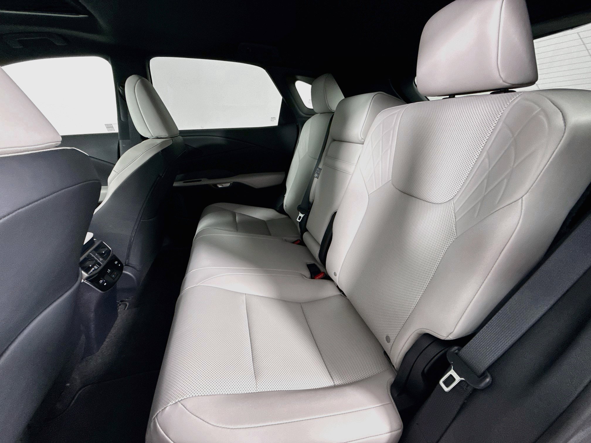 Certified 2025 Lexus RX 350 F Sport w/ Convenience Package FWD image 23