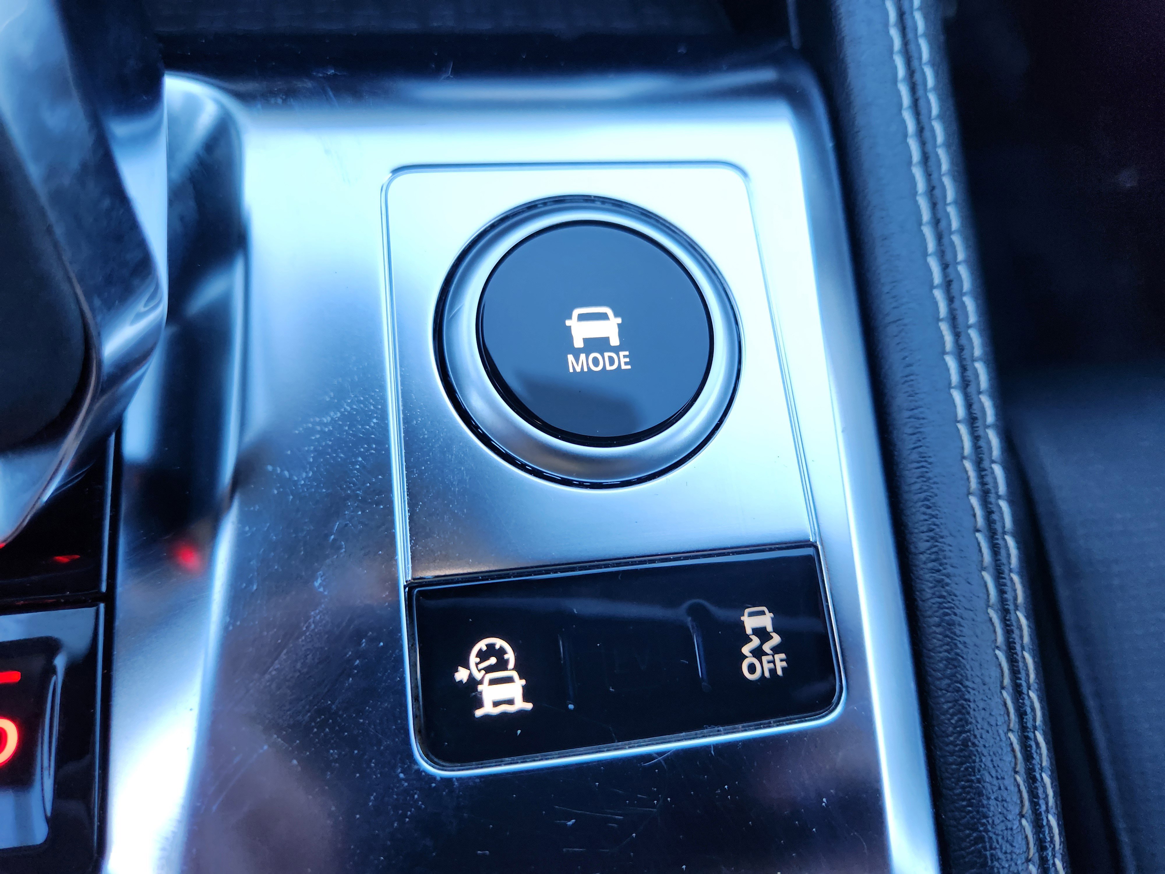 Used 2024 Jaguar F-PACE R-Dynamic S image 30