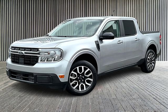 Used 2024 Ford Maverick Lariat w/ 4K Tow Package image 1