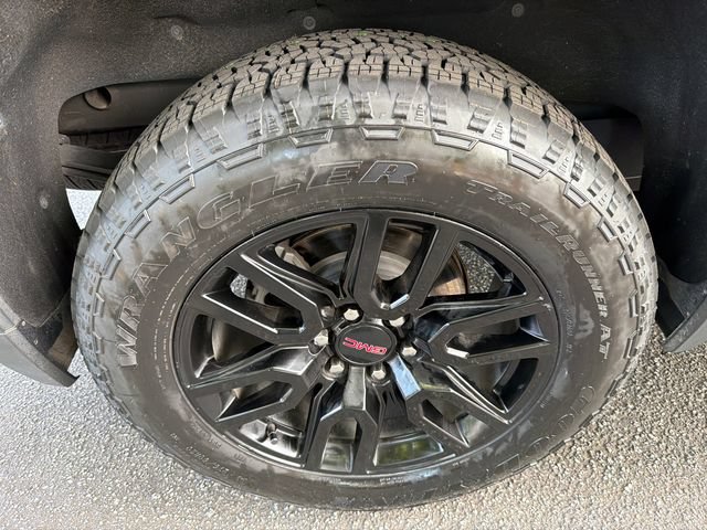 Used 2021 GMC Sierra 1500 Elevation RWD image 17