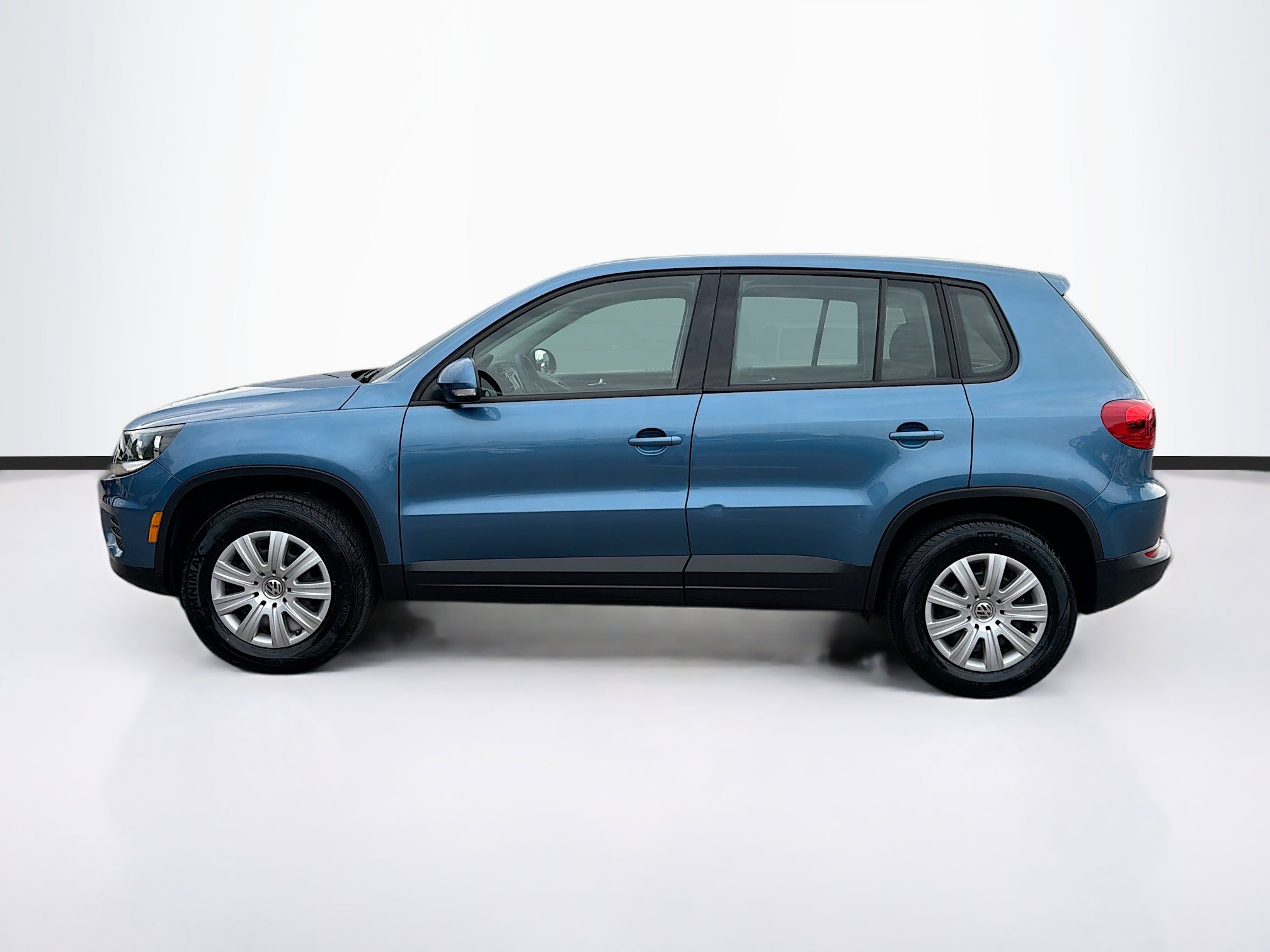 Used 2017 Volkswagen Tiguan Limited image 6