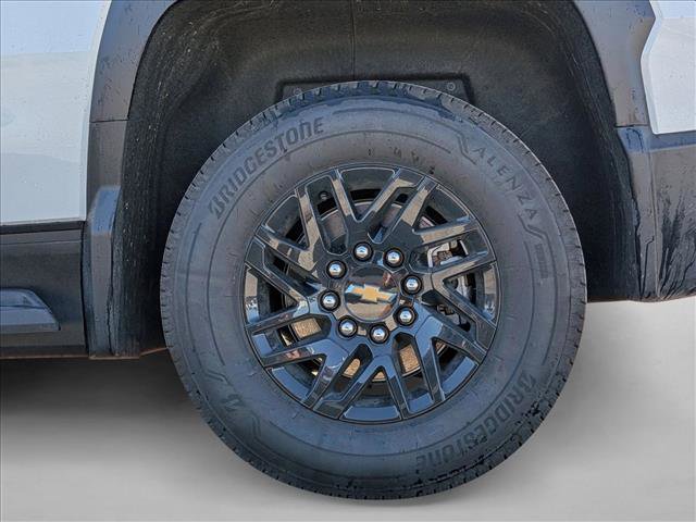 New 2026 Chevrolet Silverado EV LT AWD/4WD image 18