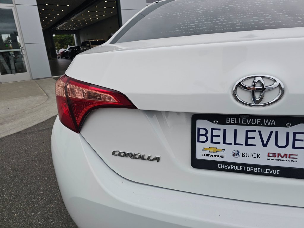 Used 2019 Toyota Corolla LE FWD image 16