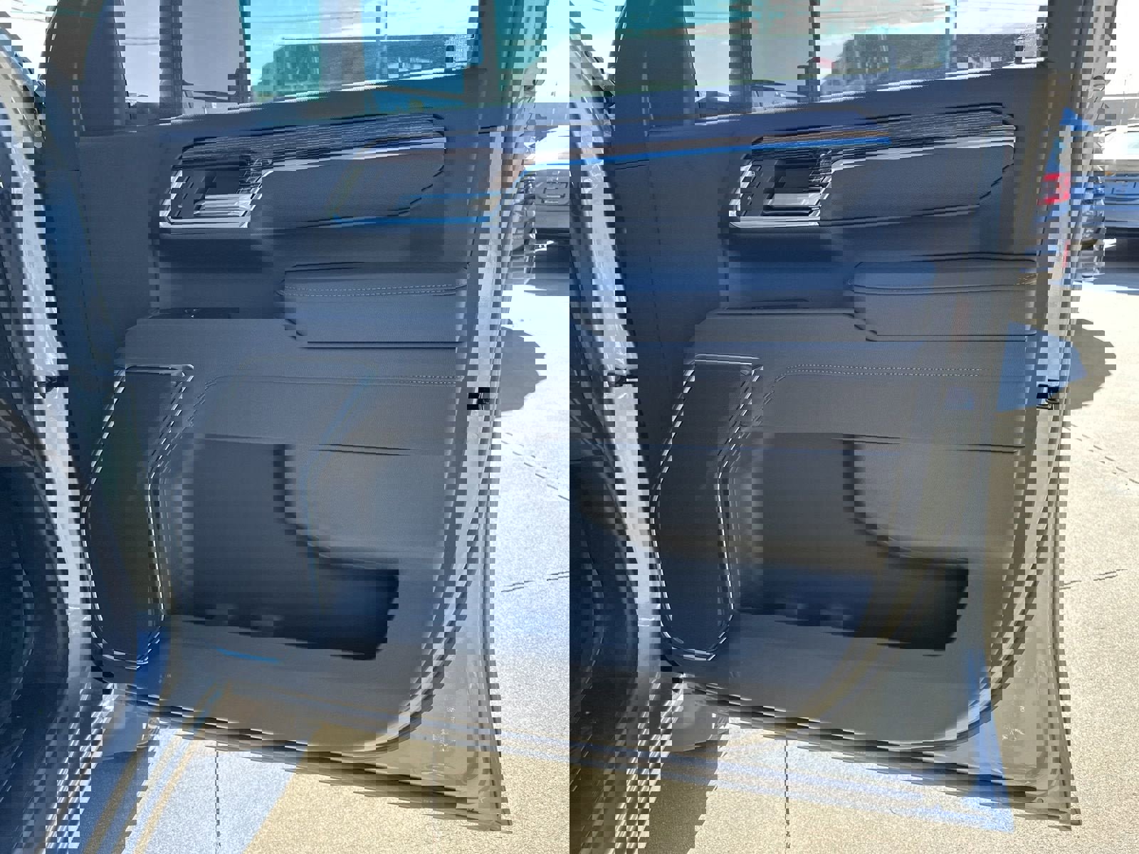 New 2025 GMC Sierra 2500 SLE w/ SLE Value Package; image 20