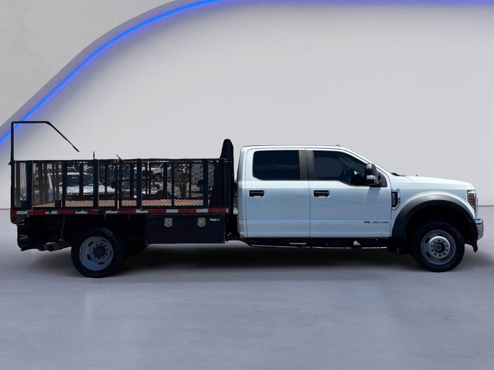 Used 2018 Ford F550 4x4 Crew Cab Super Duty image 3
