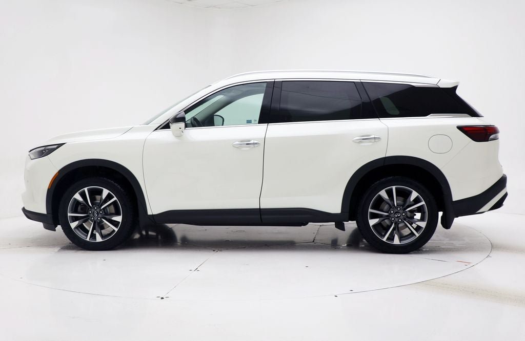 Used 2023 INFINITI QX60 Luxe w/ Performance Audio Package AWD/4WD image 5