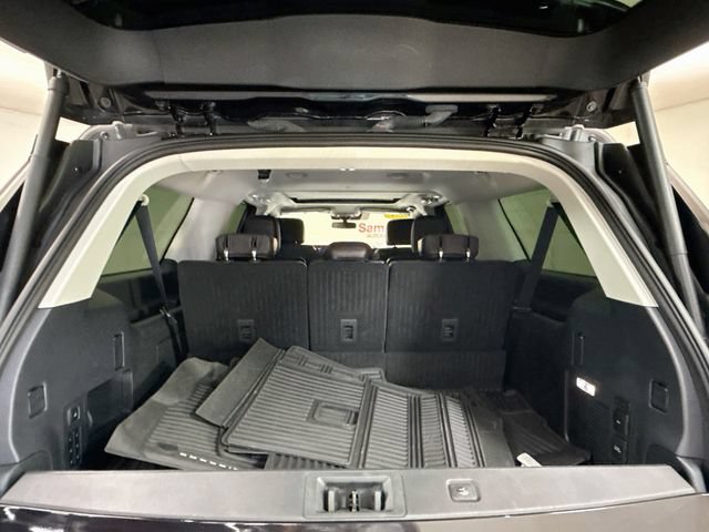Used 2025 Ford Expedition Max Platinum w/ Platinum Ultimate Package AWD/4WD image 28