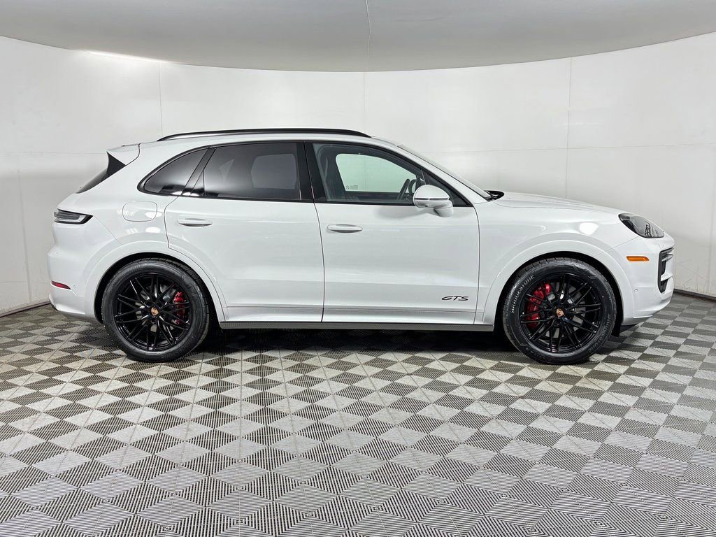 New 2026 Porsche Cayenne GTS AWD/4WD image 8