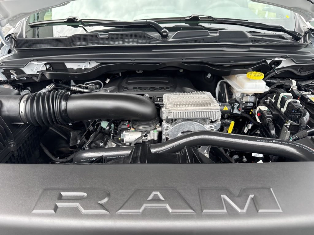 New 2026 RAM 1500 Laramie w/ Night Edition AWD/4WD image 33