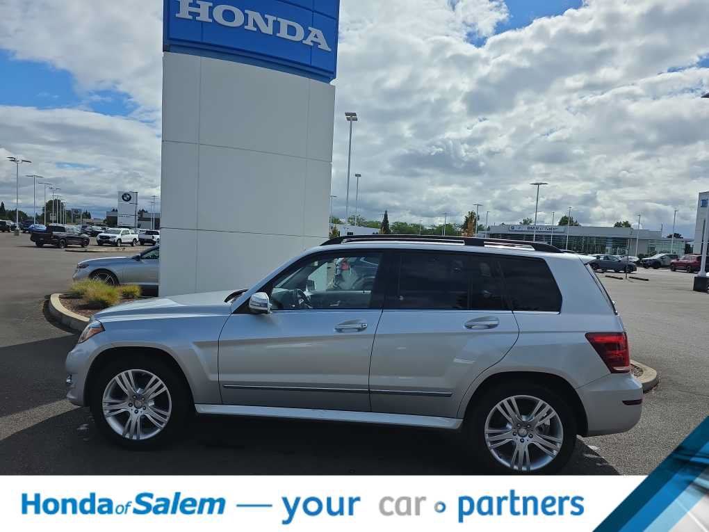 Used 2014 Mercedes-Benz GLK 350 4MATIC image 3