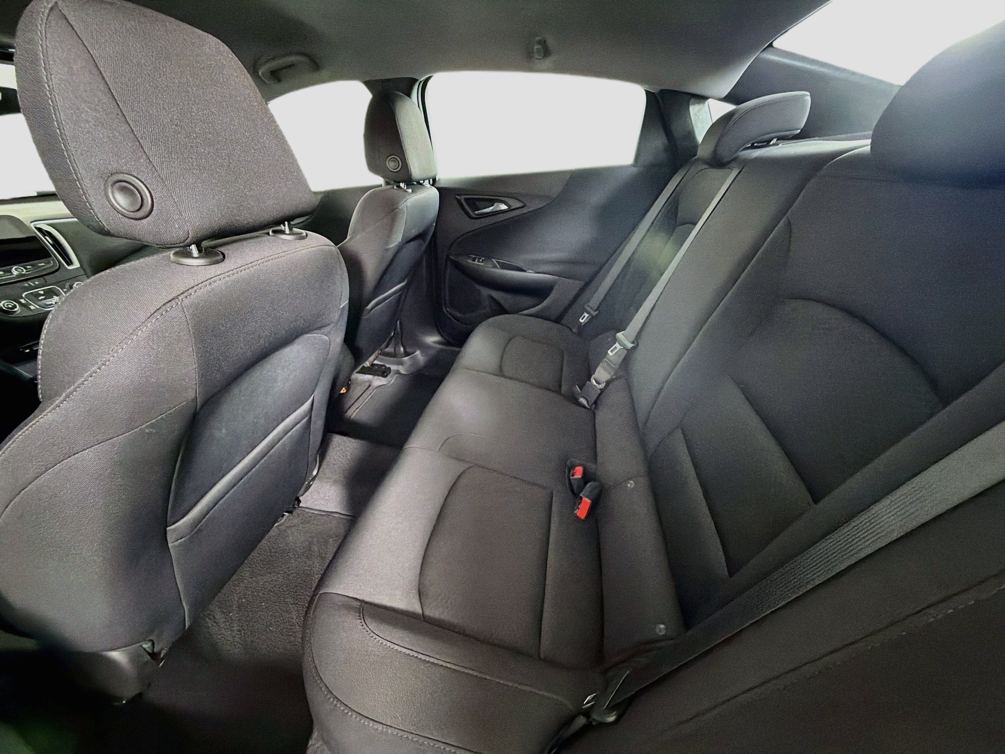 Used 2022 Chevrolet Malibu RS FWD image 25