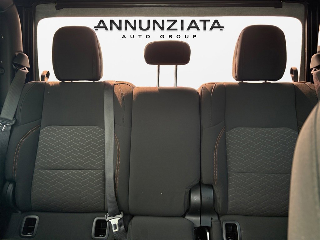 Certified 2023 Jeep Gladiator Mojave image 16