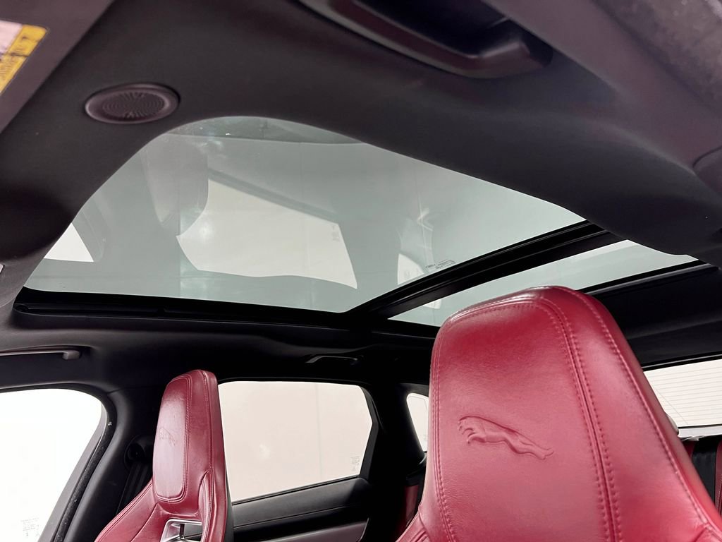 Used 2021 Jaguar F-PACE R-Dynamic S image 12