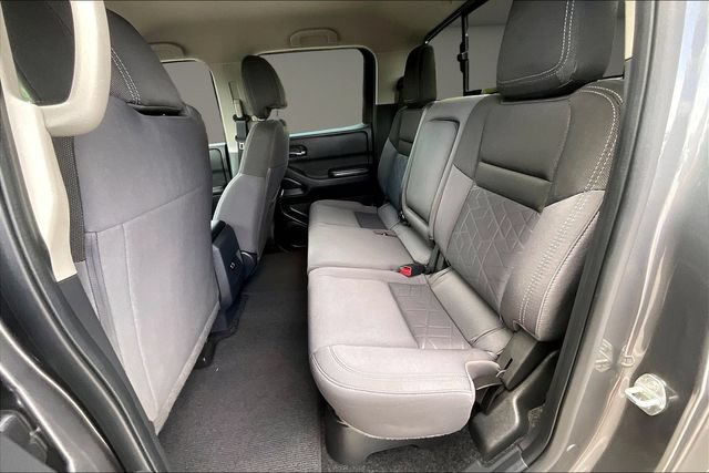 Used 2025 Nissan Frontier SV RWD image 24