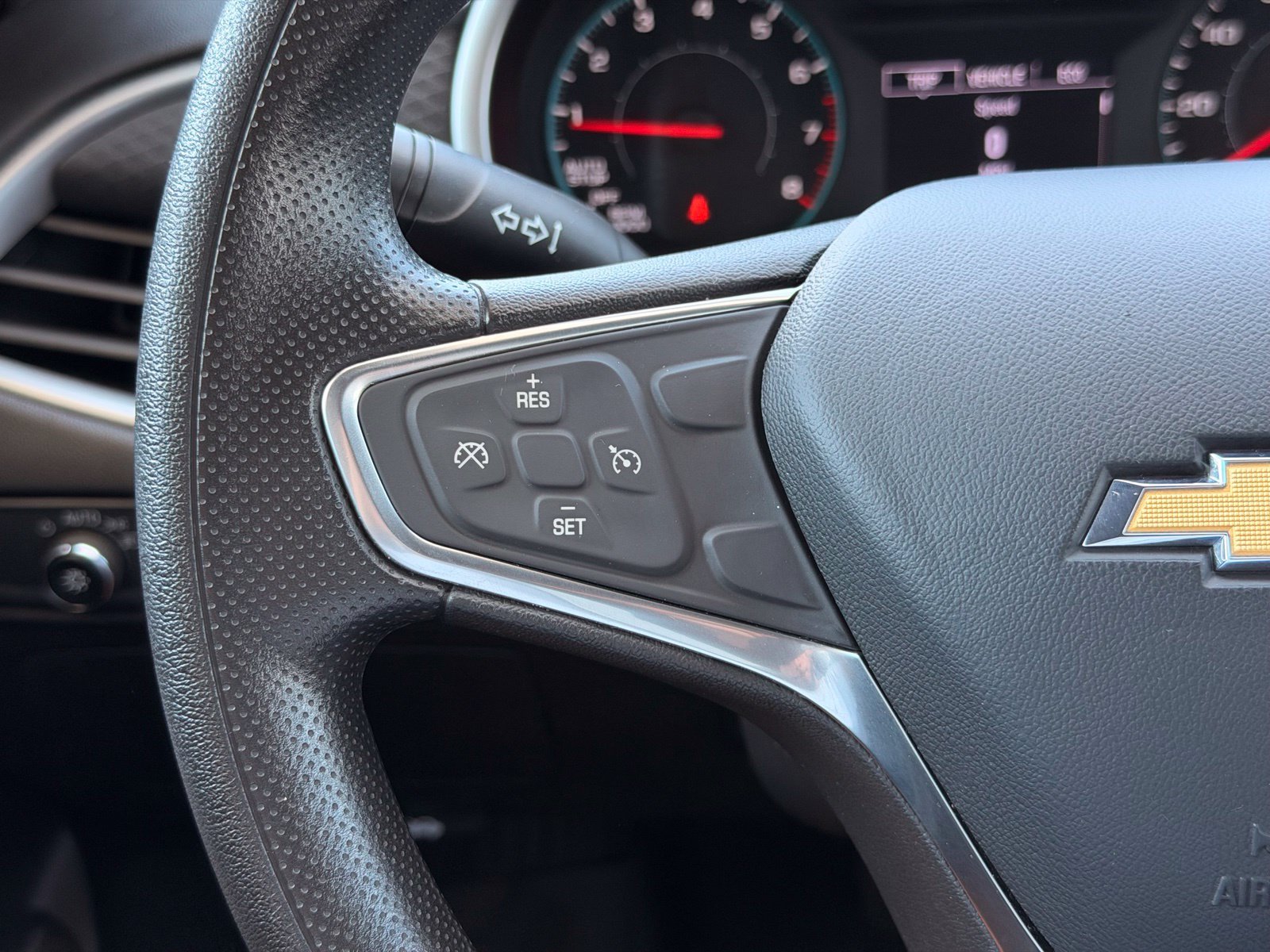 Used 2022 Chevrolet Malibu LT FWD image 27
