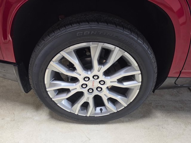 Certified 2025 GMC Acadia Denali w/ Super Cruise Package AWD/4WD image 8