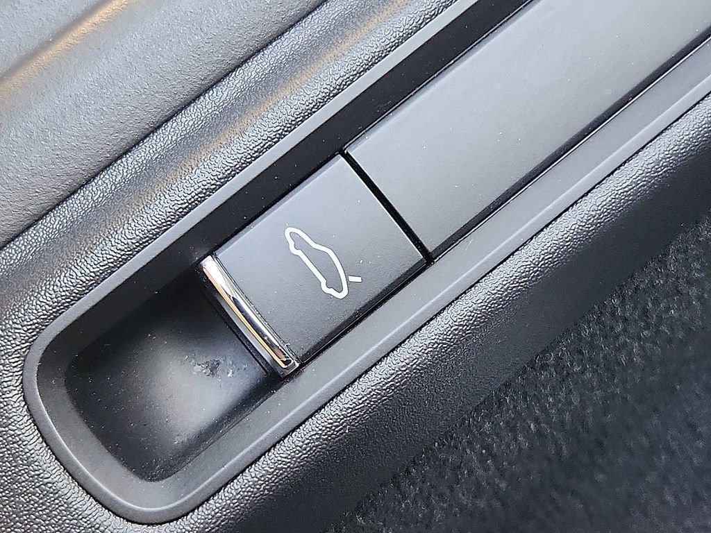 Certified 2021 Porsche 718 Boxster image 25