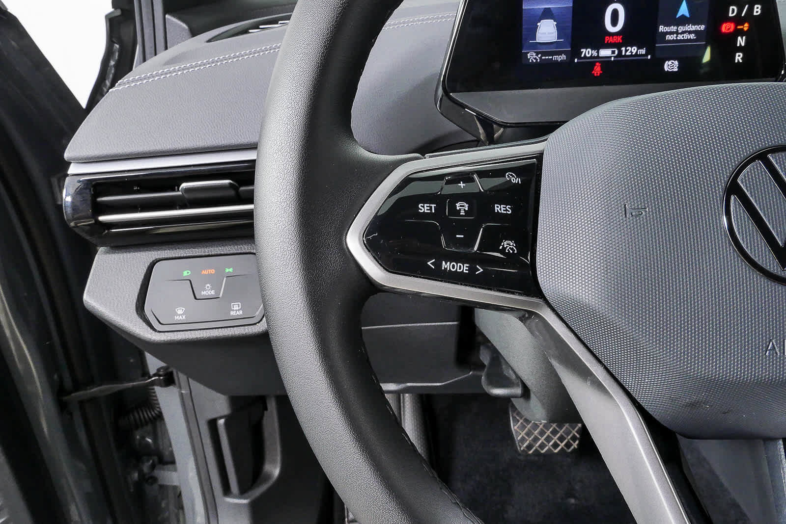 Certified 2023 Volkswagen ID.4 2WD image 13