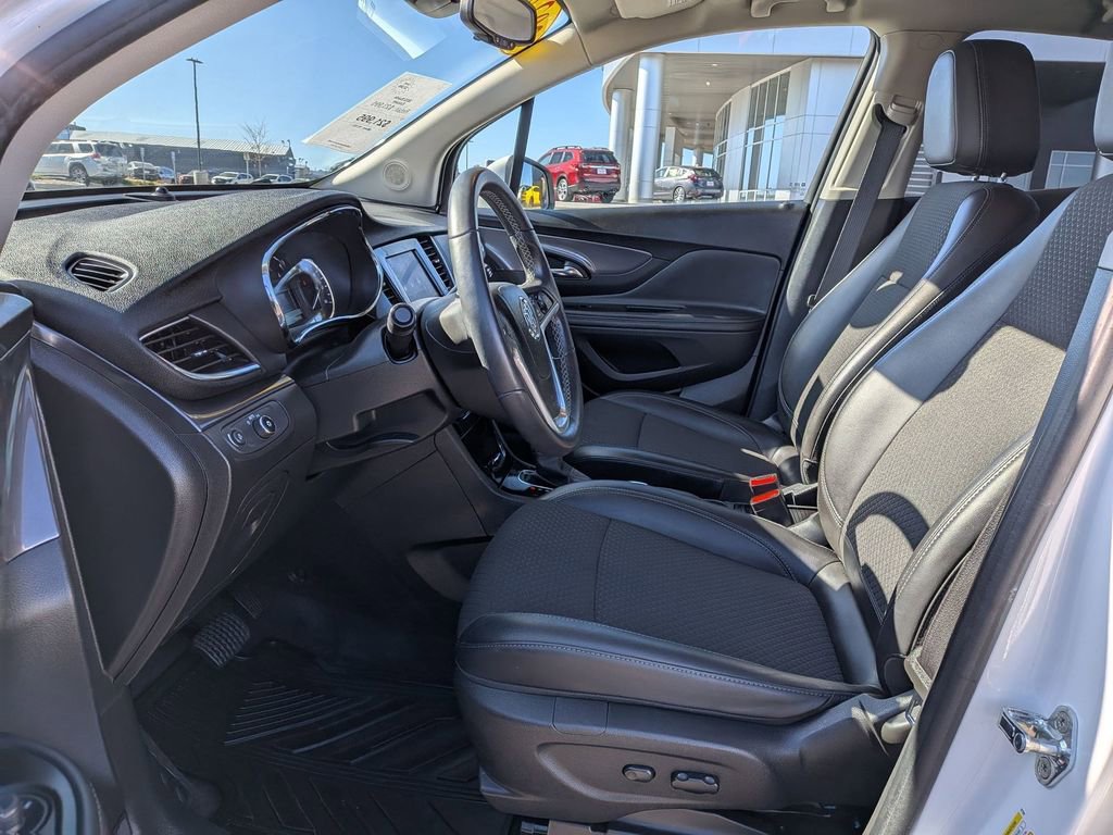 Used 2022 Buick Encore Preferred w/ Safety Package AWD/4WD image 16