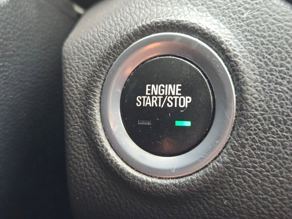 Used 2017 Buick Envision Essence image 34